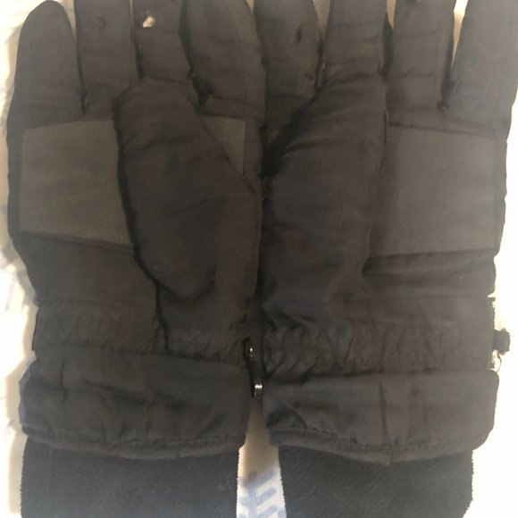 Gloves - Picture 2 of 2